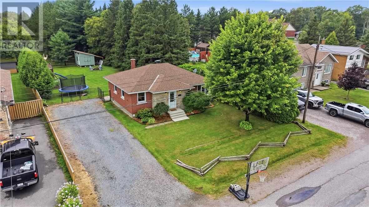 107 Patricia Street - Image 36