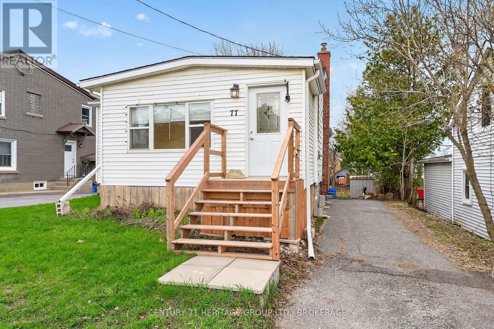 77 PORTSMOUTH AVENUE - 2