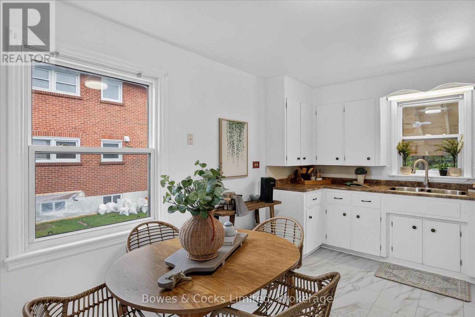 1193 CLONSILLA AVENUE - Image 11