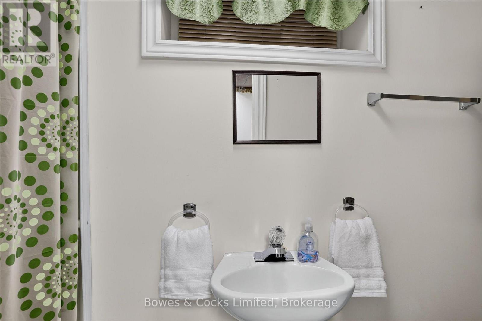1193 CLONSILLA AVENUE - Image 38