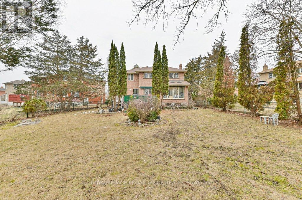 6 BRIDLEWOOD LANE - 50