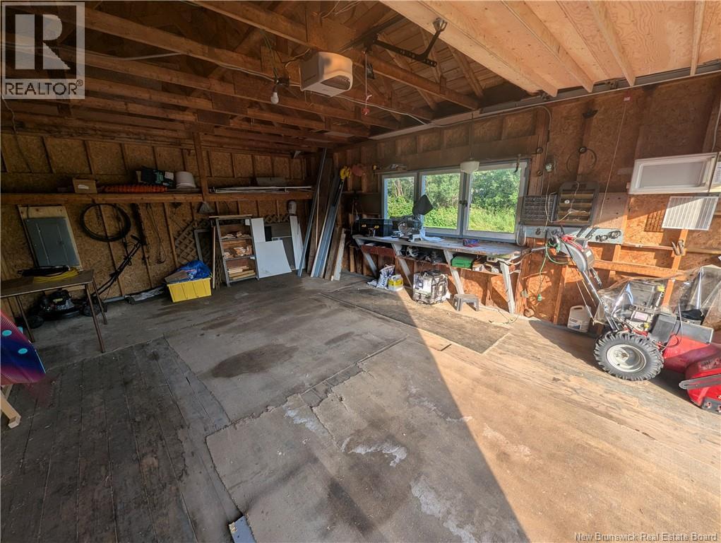 2625 Miramichi - Image 28