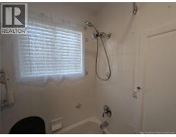 2625 Miramichi, Bathurst, NB E2A6K1 Photo 17