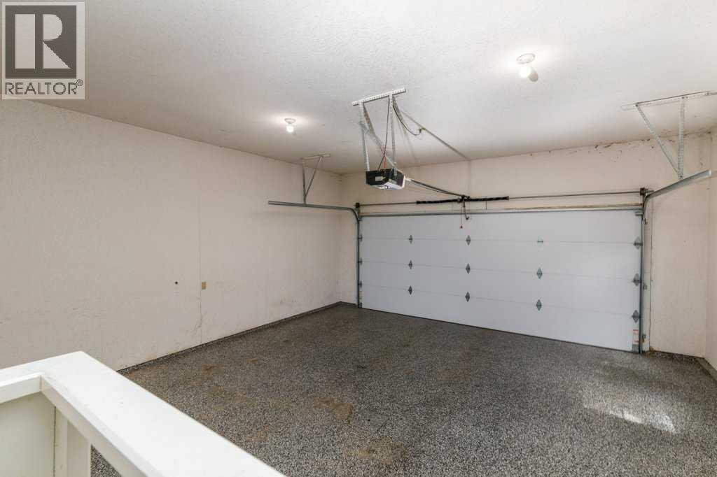 Listing photo – 11, 4700 Fountain Drive, Red Deer