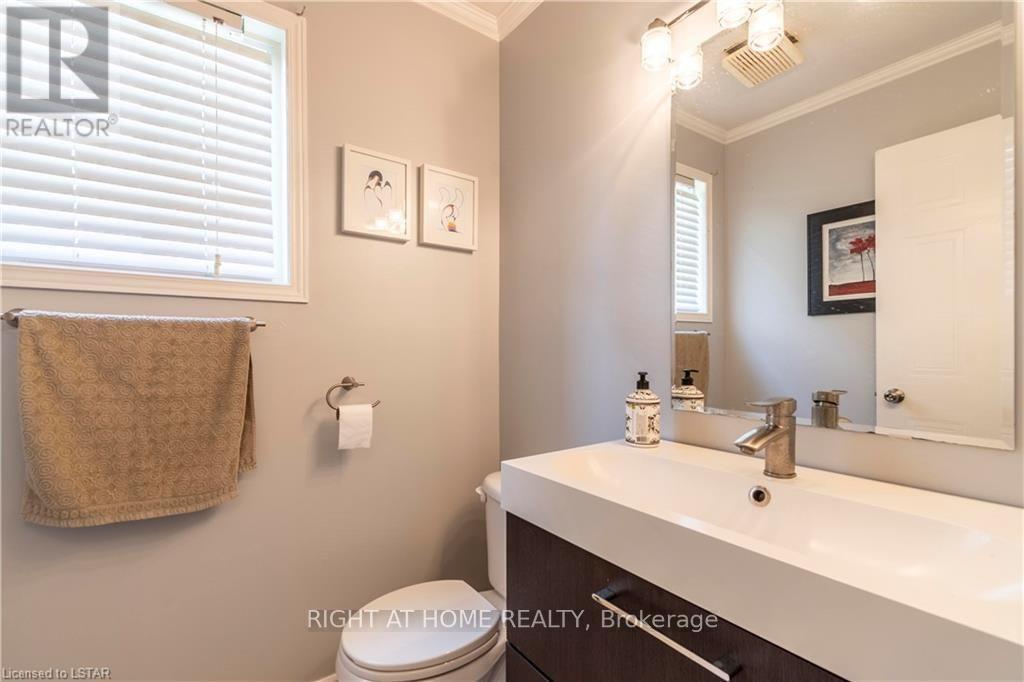 263 Rossmore Court — photo 12