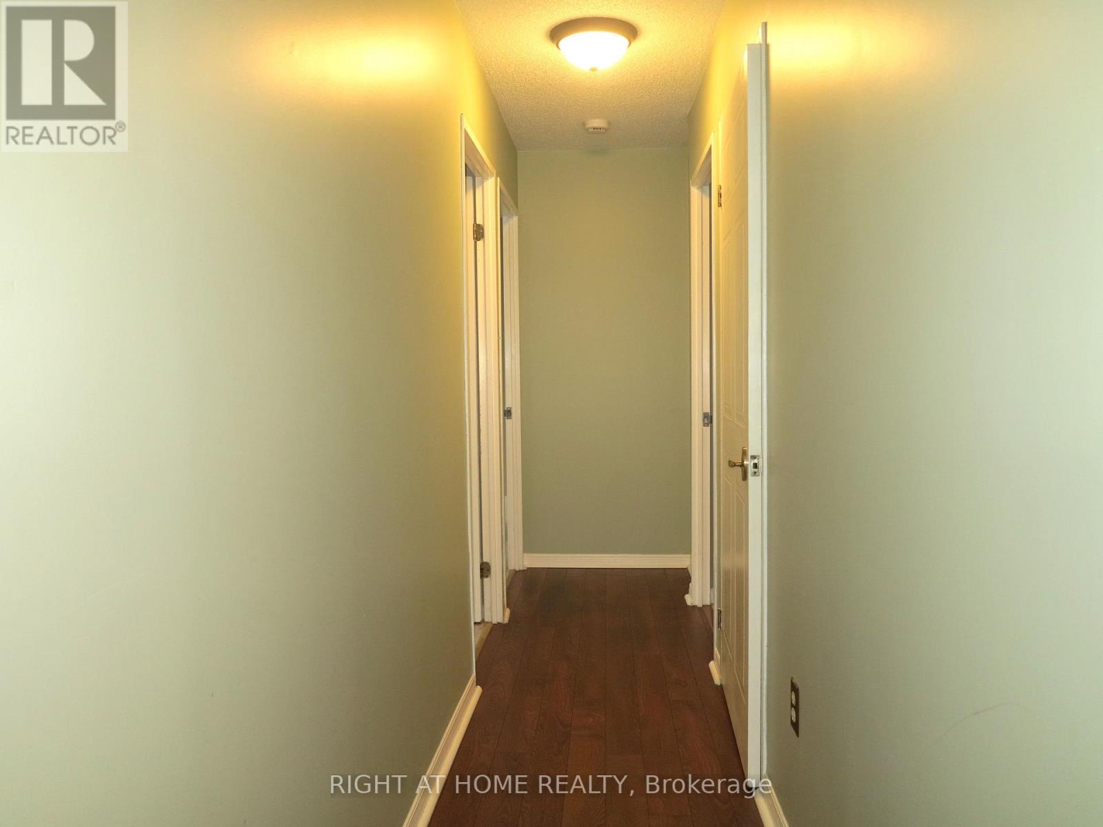 570 Proudfoot Lane — photo 11