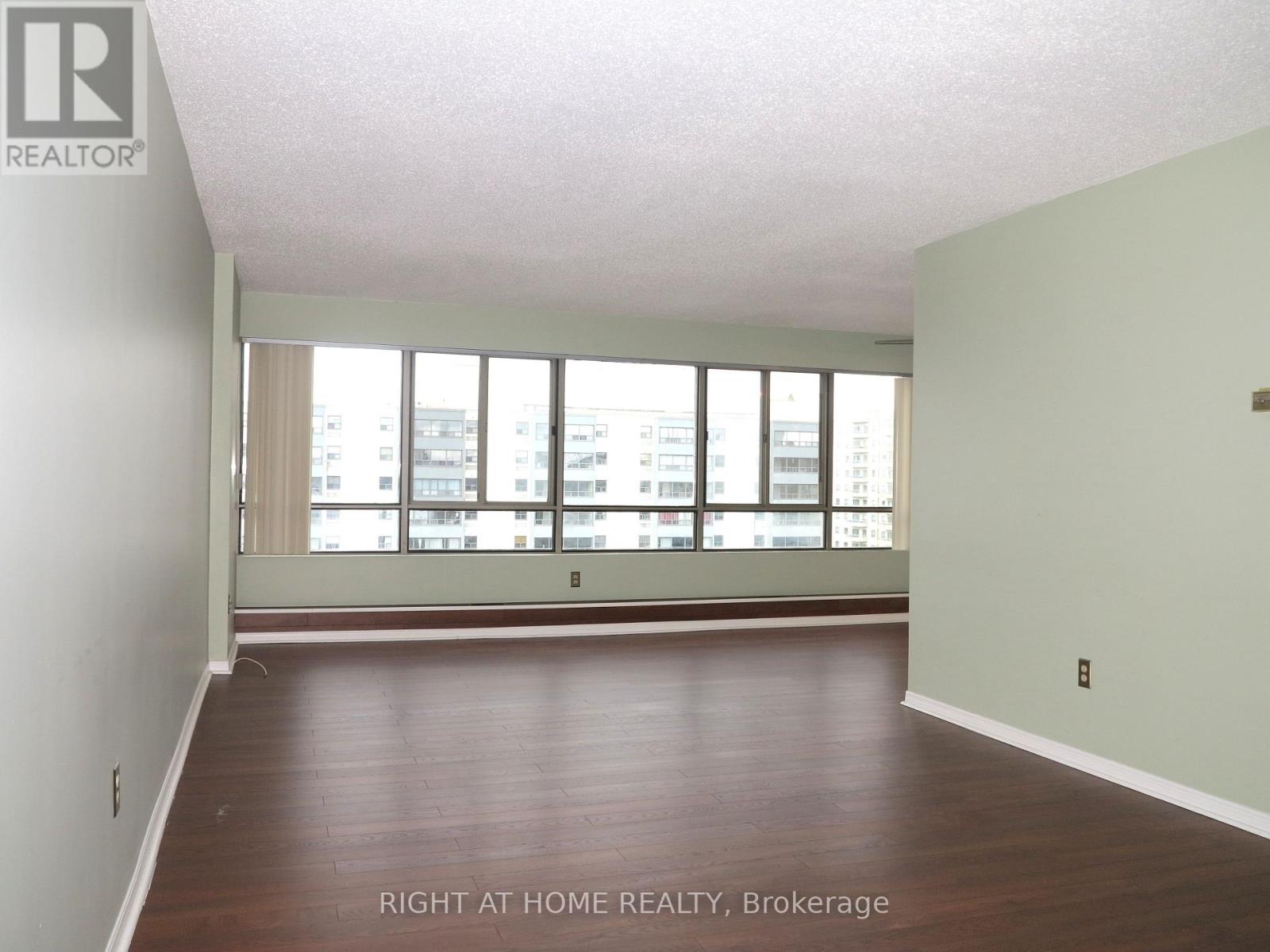 1011 - 570 PROUDFOOT LANE, London North (North N) — photo 9
