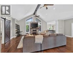 Bedroom - 2050 15 Side Road, Milton, ON L0P1J0 Photo 7
