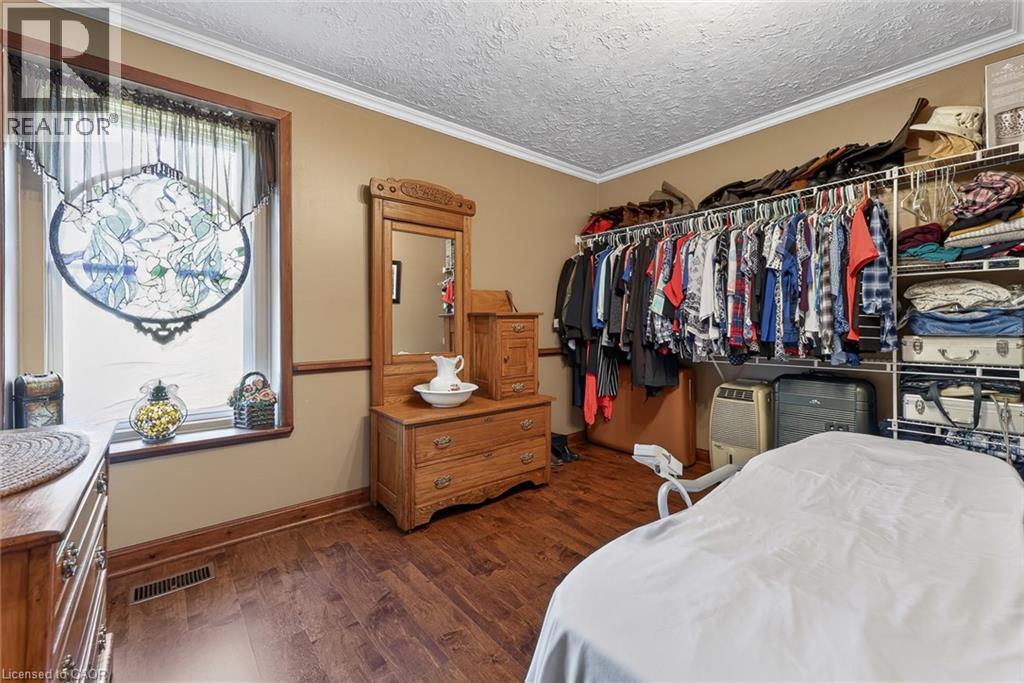 776443 BLANDFORD Road - Image 29