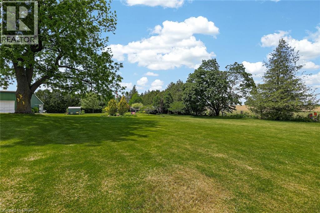 776443 BLANDFORD Road - Image 38
