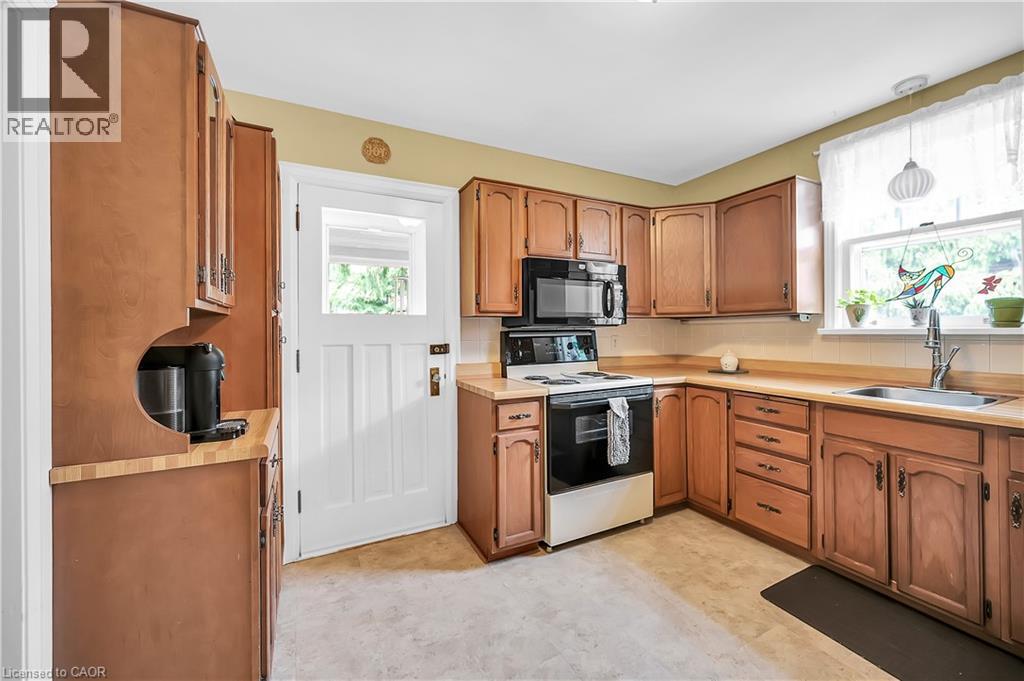 360 GUELPH Line - 17