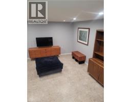 23 Bentley Place, Hamilton, ON L9C2R5 Photo 19