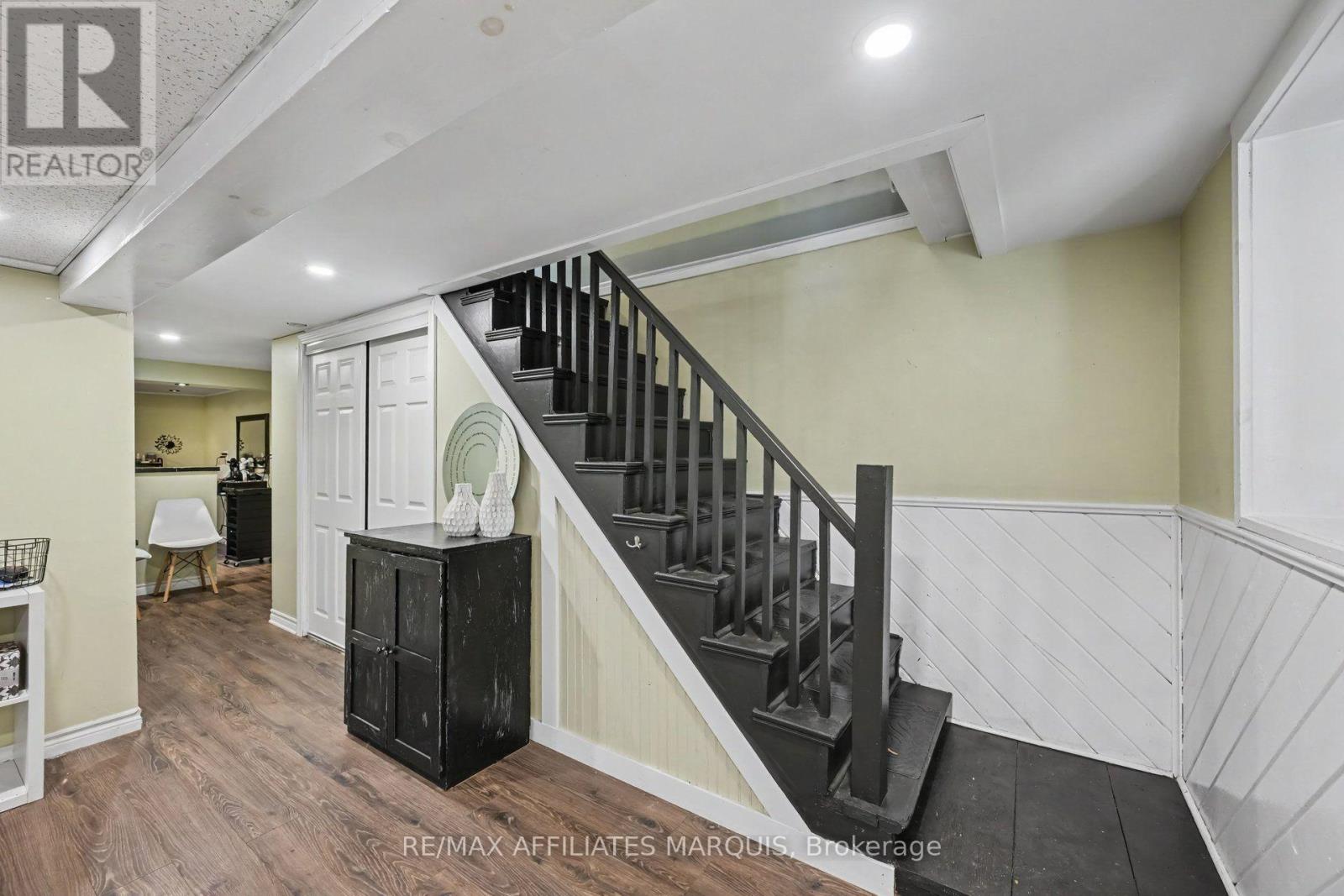 10 BAY ROAD - Image 30
