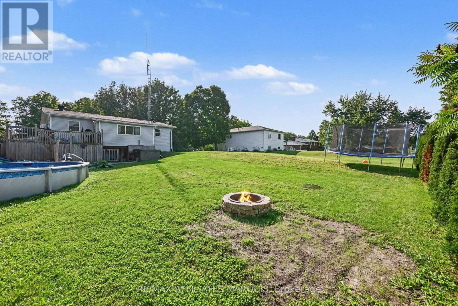 10 BAY ROAD - Image 40