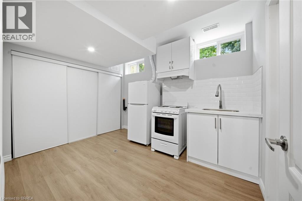 44 STANLEY Street - 27