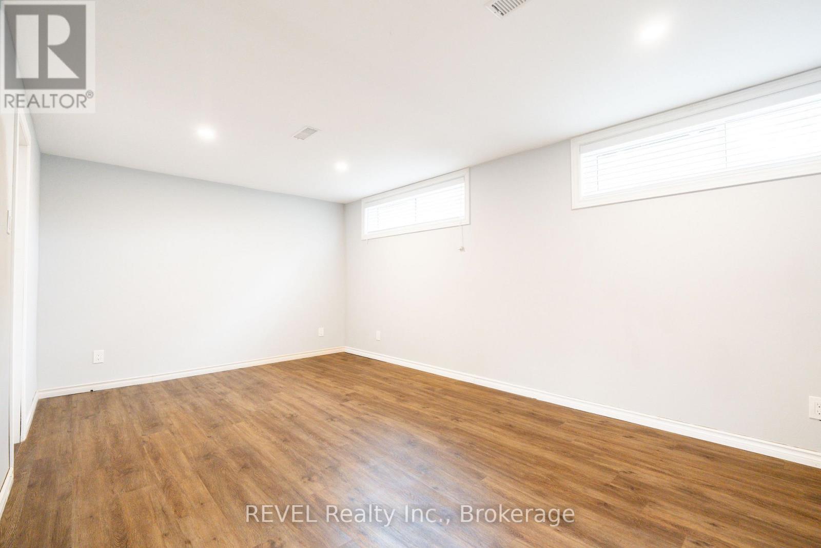 4480 QUEENSWAY GARDENS - Image 24