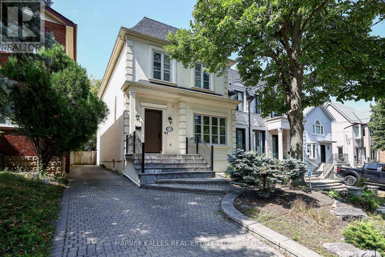 30 WALDER AVENUE