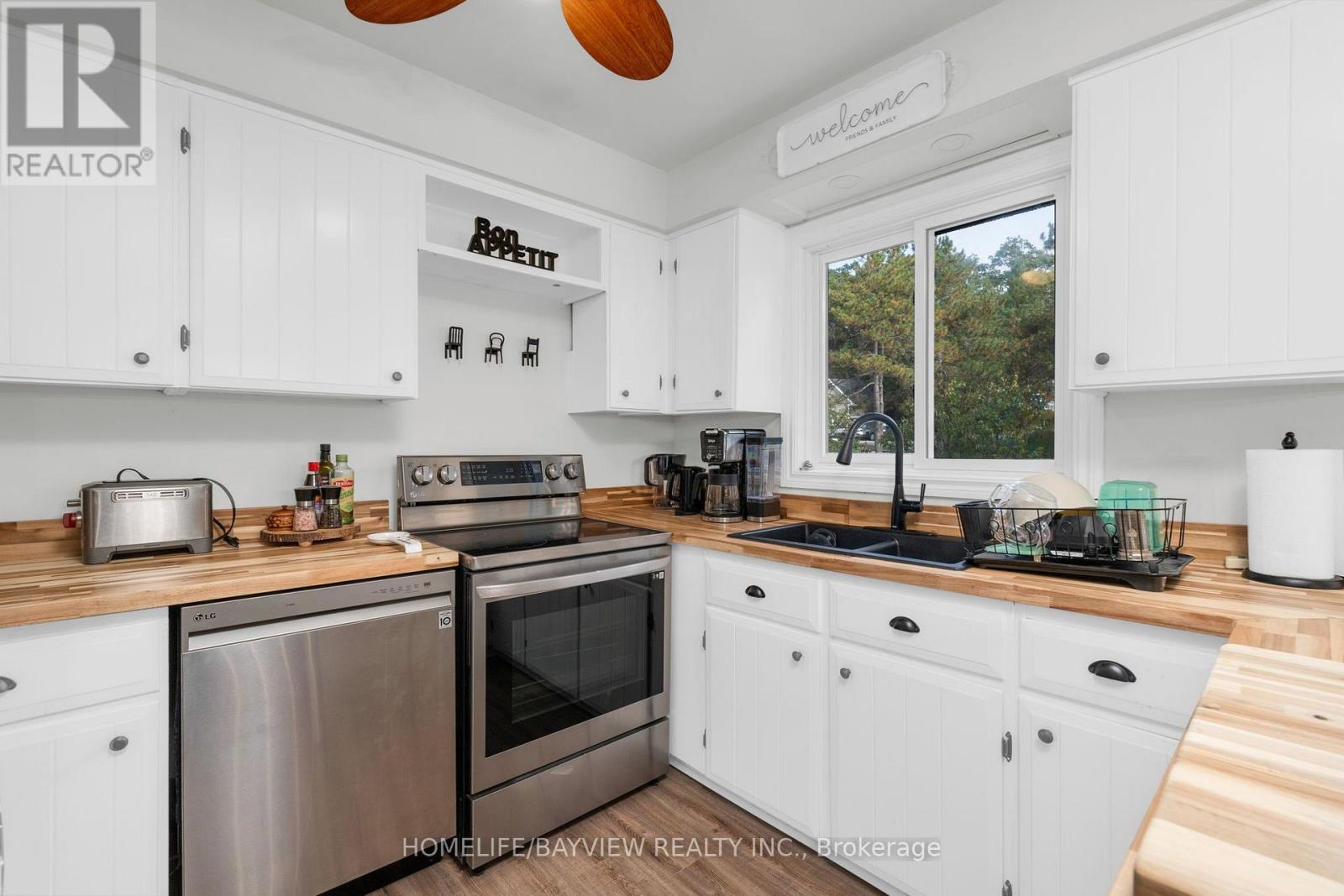 15 BIRCH GROVE DRIVE - 13