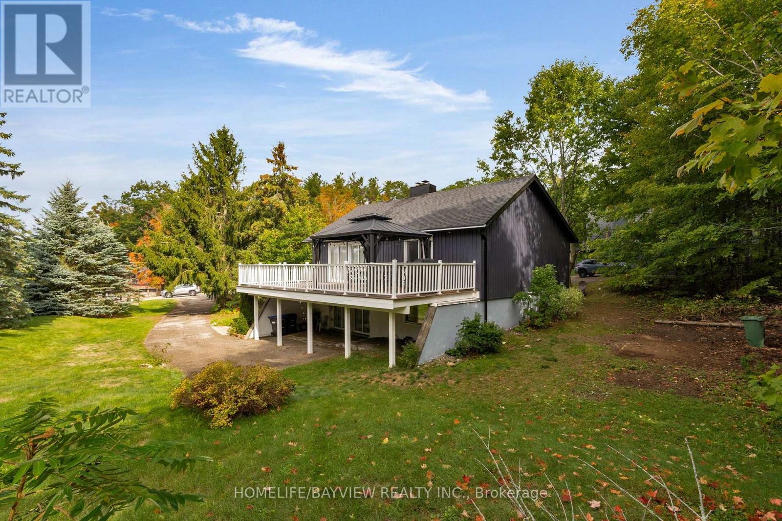 15 BIRCH GROVE DRIVE - 41