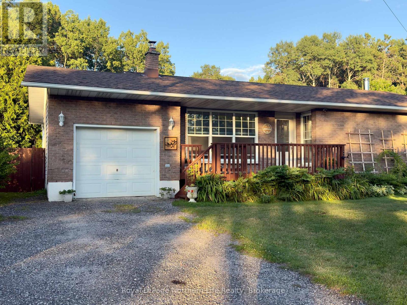 87 RIDGEMOUNT DRIVE