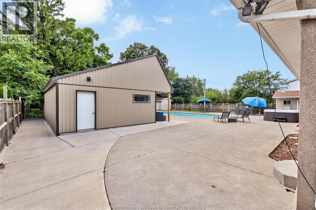 845 CABANA ROAD East - Image 43