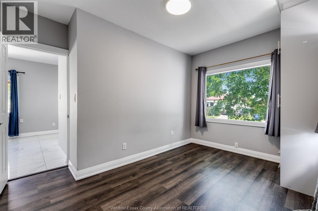 1343 Lillian - 10