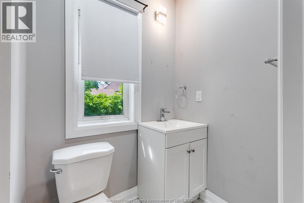 1343 Lillian - 16