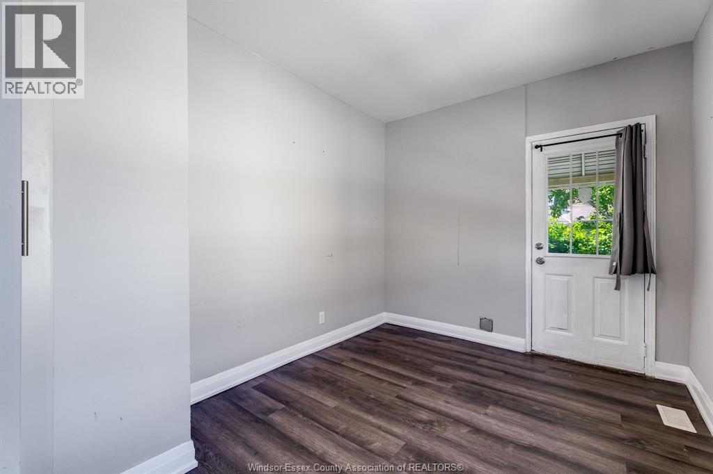 1343 Lillian - 18