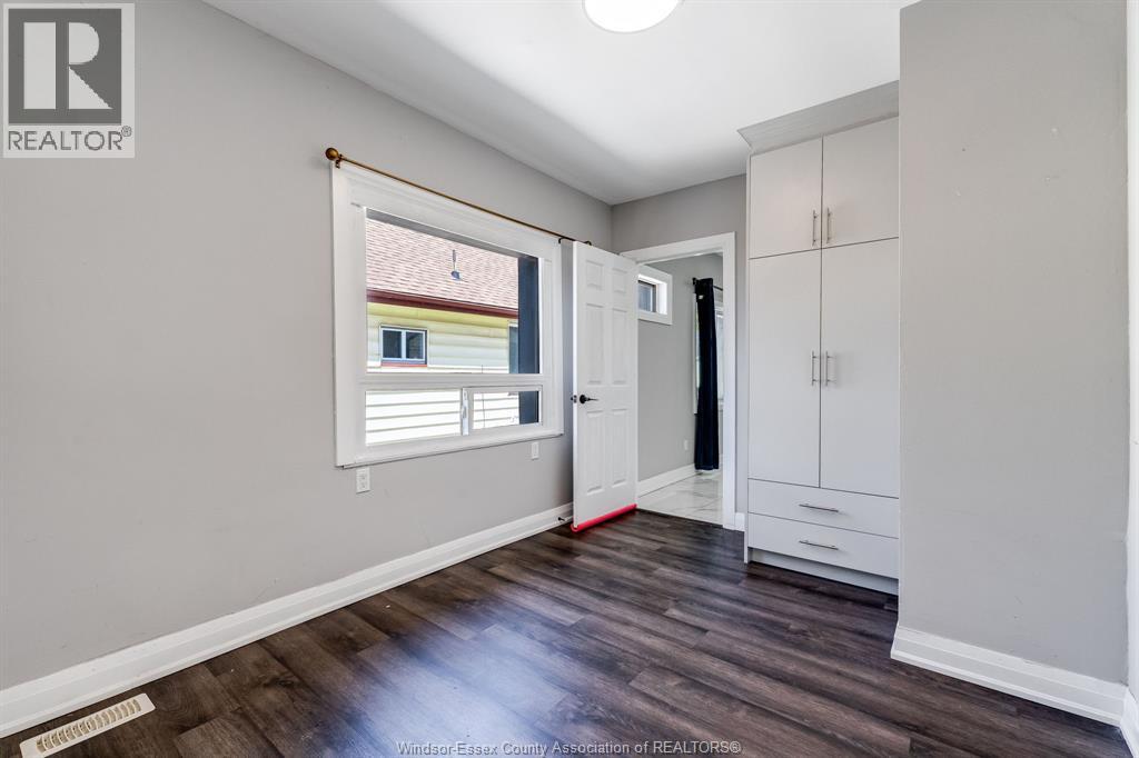 1343 Lillian - 19