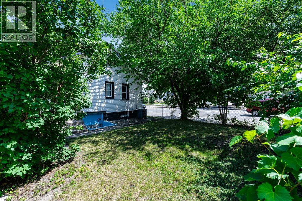 1343 Lillian - 25