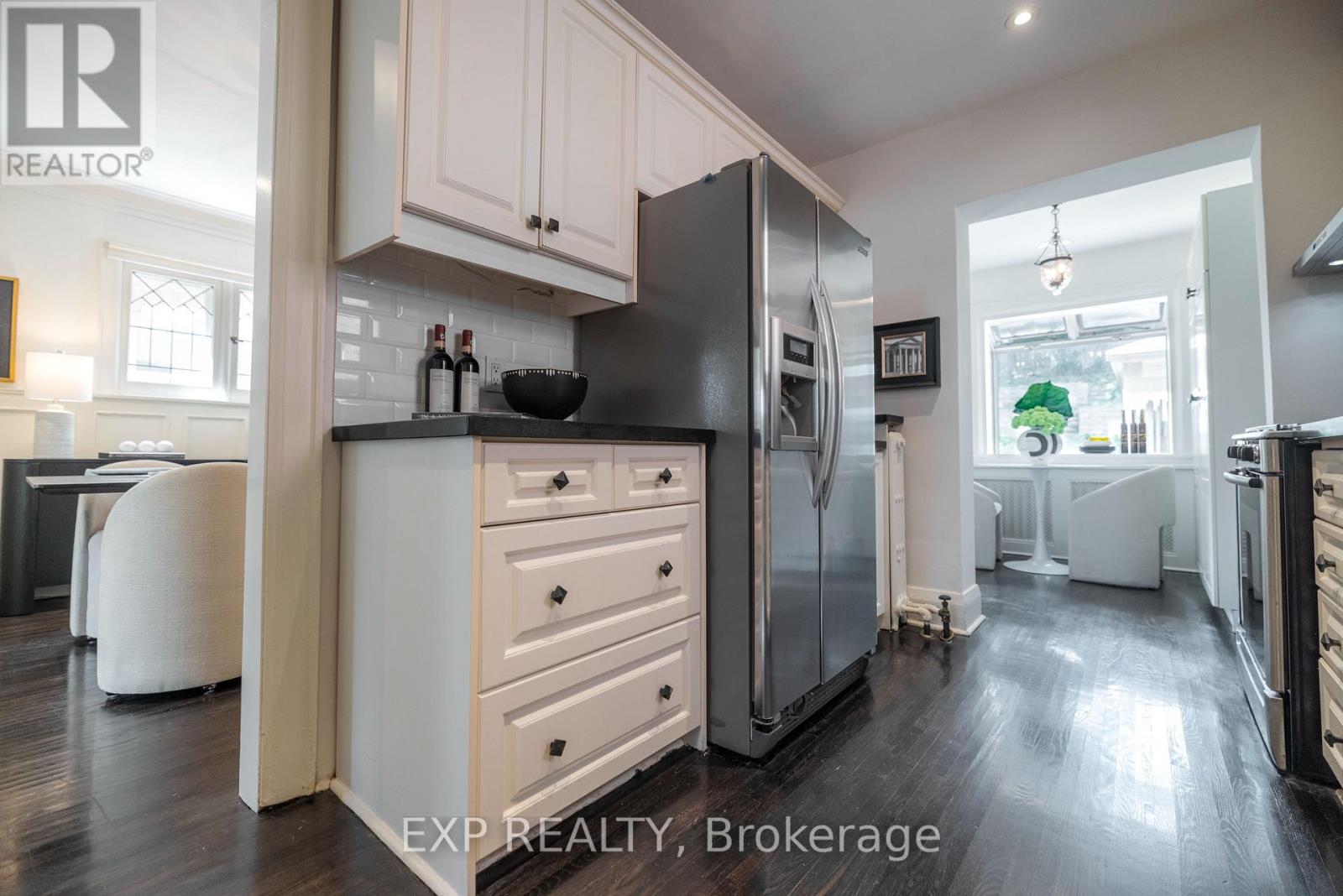 86 WILLOWBANK BOULEVARD - 7