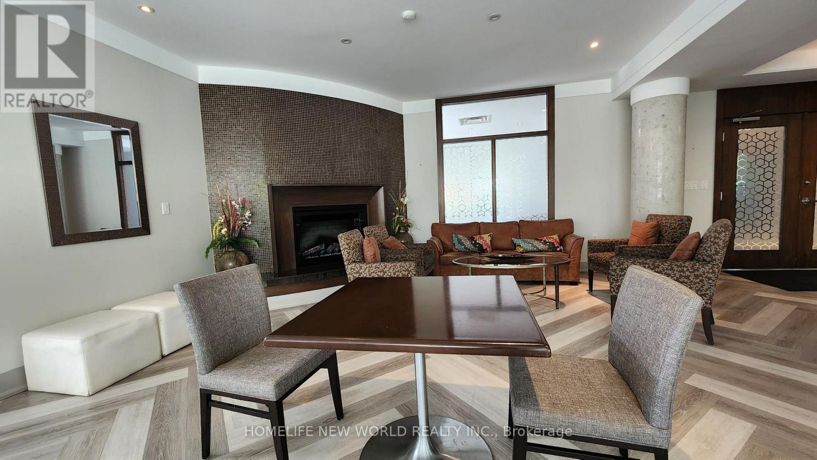 #404 3830 BATHURST STREET - 29
