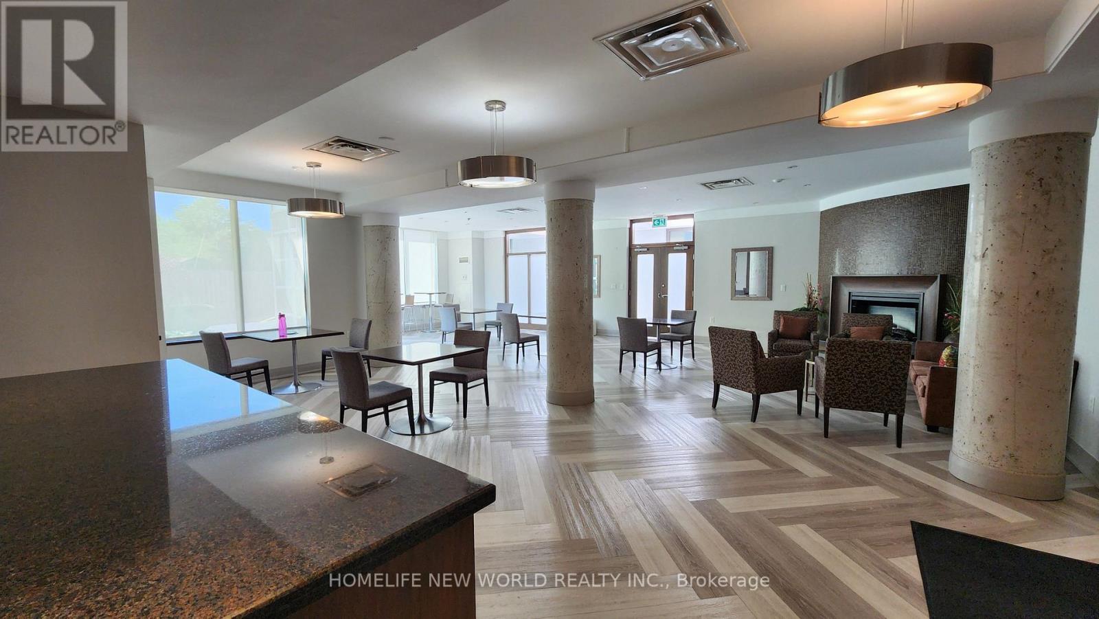#404 3830 BATHURST STREET - 32