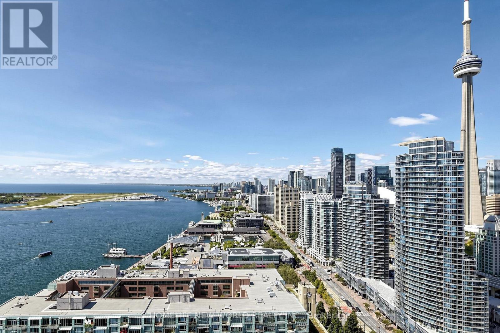 #3512 99 HARBOUR SQUARE - Image 32