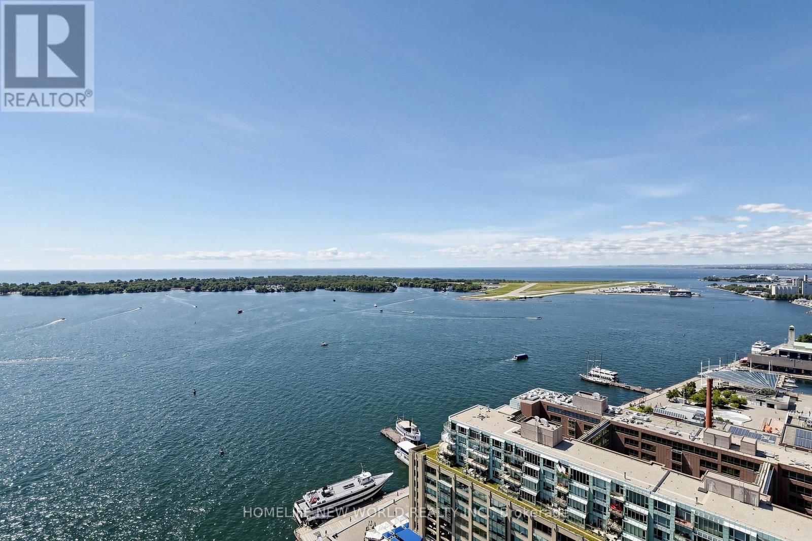 #3512 99 HARBOUR SQUARE - Image 33