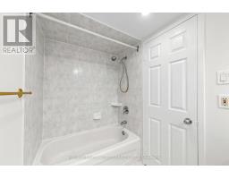 3512 - 99 Harbour Square, Toronto, ON M5J2H2 Photo 21