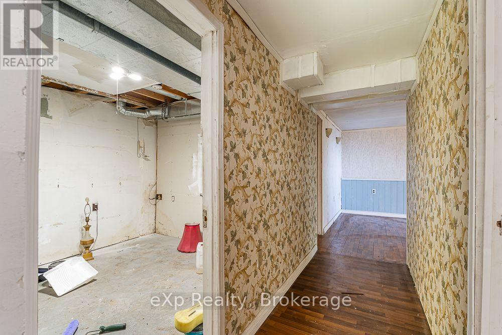 144 MCKAGUE ROAD - 41