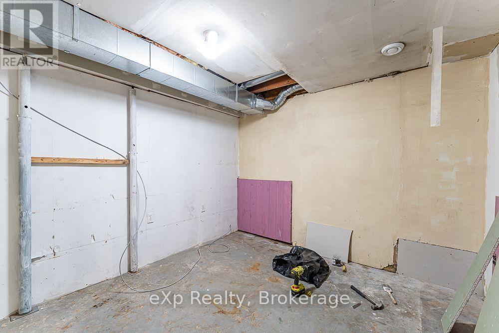 144 MCKAGUE ROAD - 42