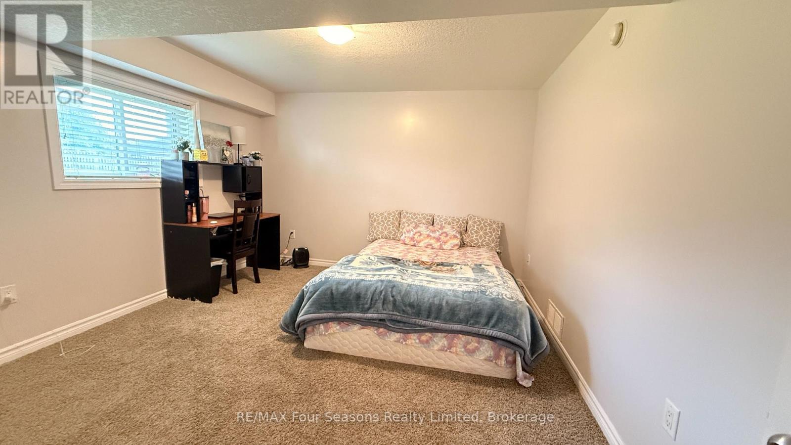 325 GINGRICH CRESCENT - 28