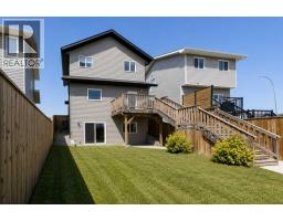18 Hanson Green, Penhold, AB T0M1R0 Photo 32