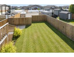 18 Hanson Green, Penhold, AB T0M1R0 Photo 35