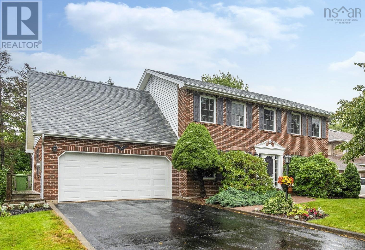 6 Brockhurst Close