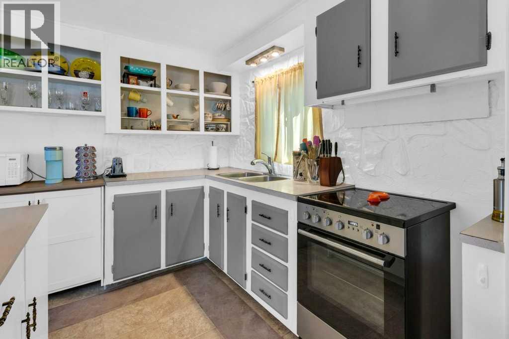 110, 99 Arbour Lake Road - 34