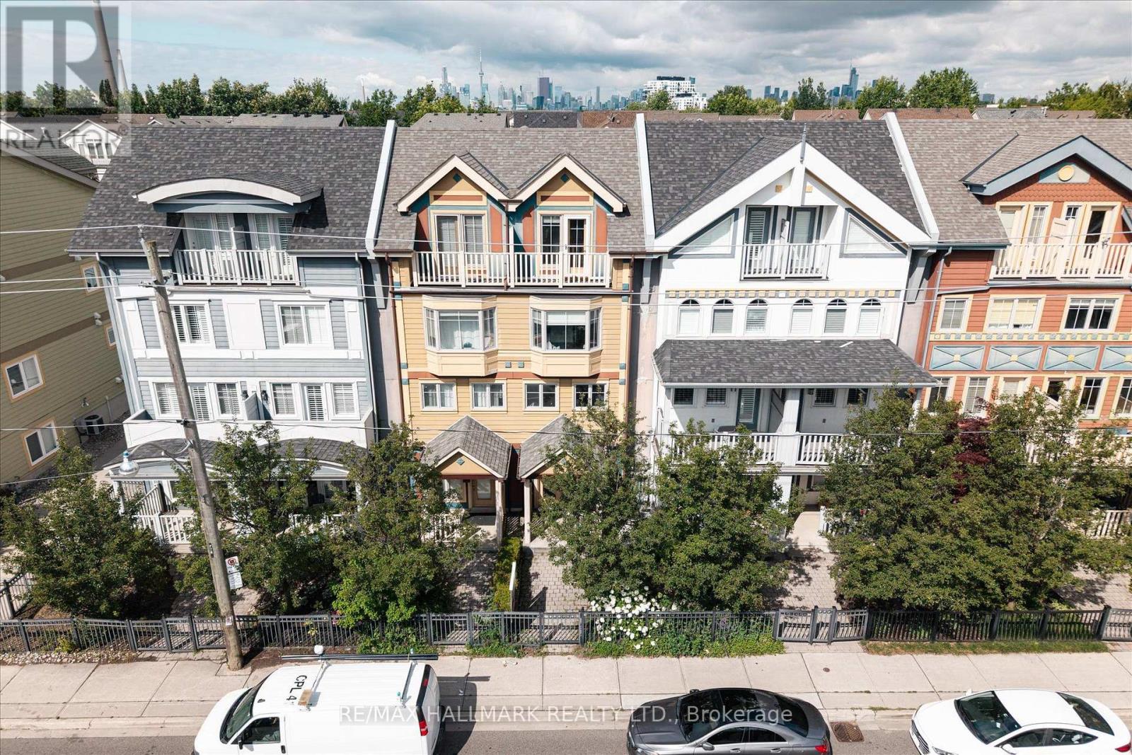 Photo of 82 Woodbine Avenue