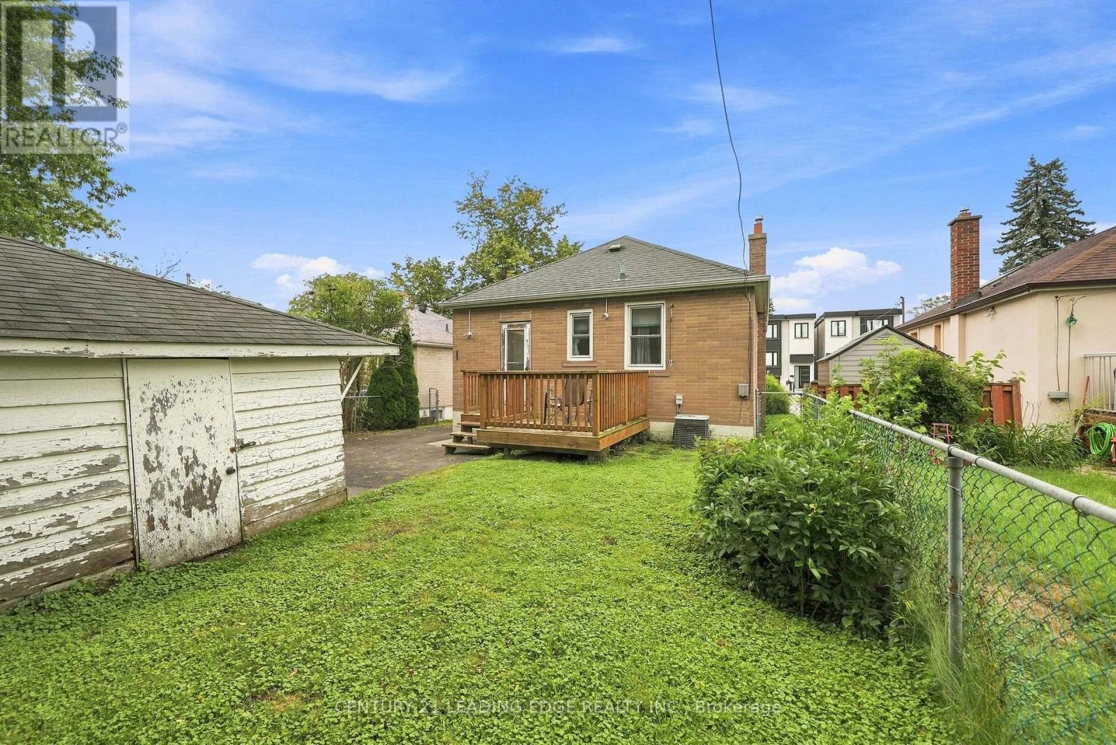 67 PITT AVENUE - Image 11