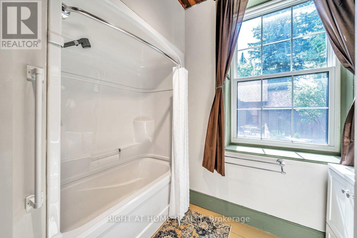 1320 KING STREET - Image 25