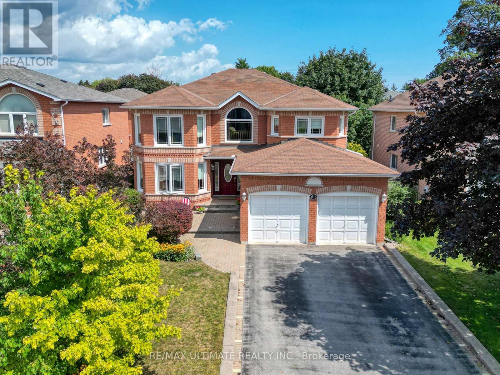 60 DEVONRIDGE CRESCENT - 2