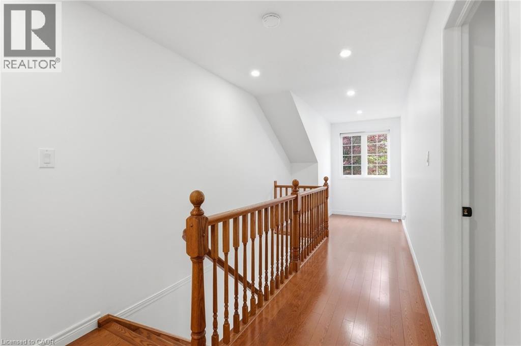 292 THORNCREST Drive - Image 24