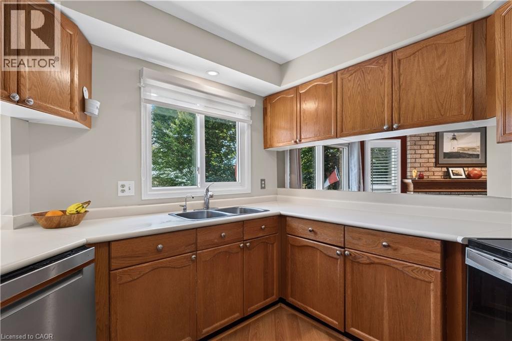 3194 TANIA Crescent - Image 20
