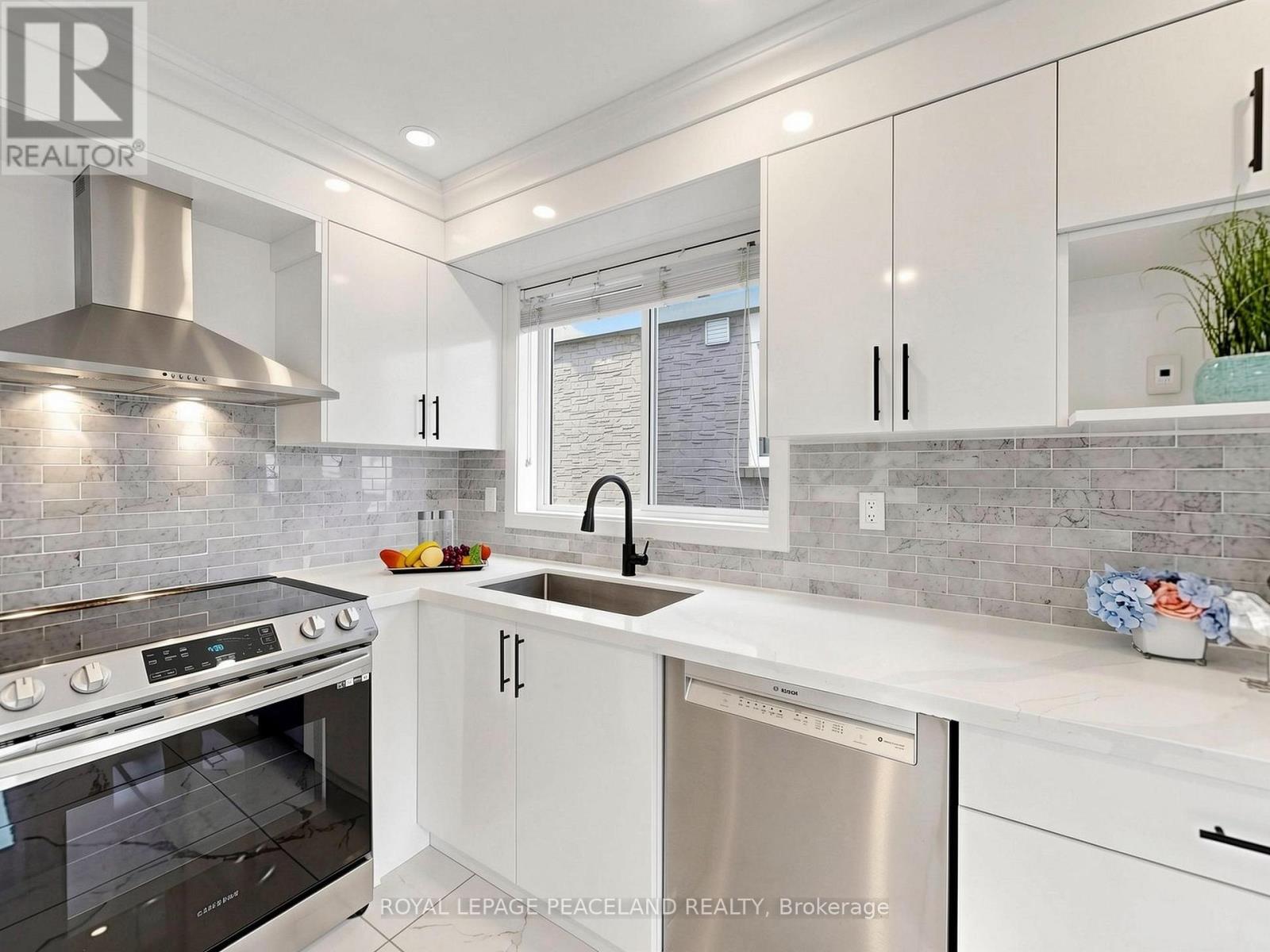 3 NEW PORT WAY - 10